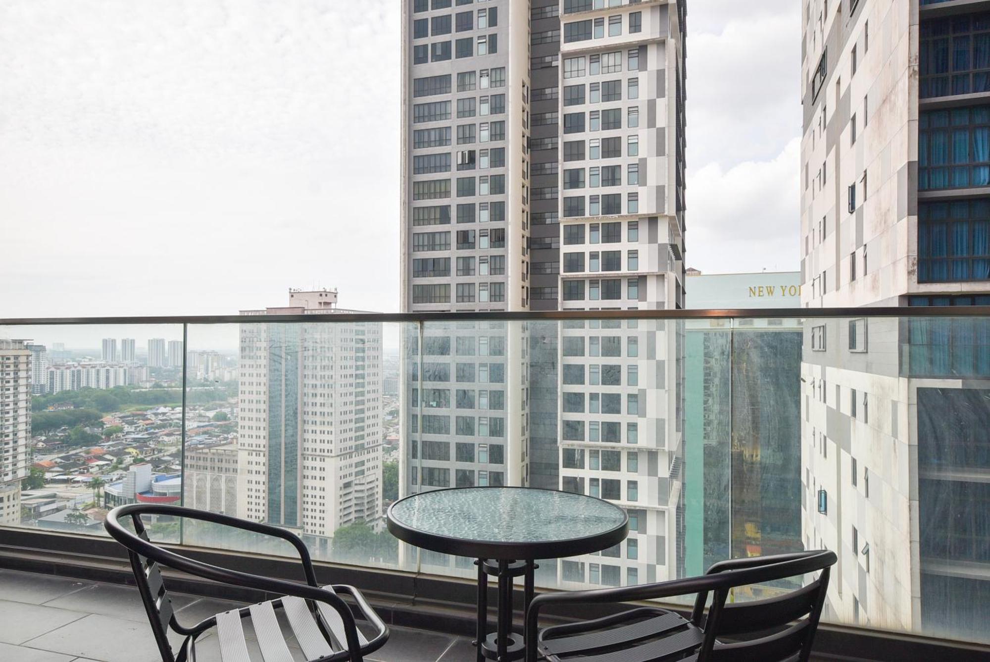 Apartment Setia Sky88 By Nest